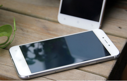 图为朵唯倾城L3(双4G)