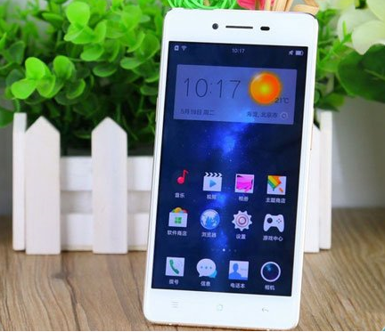 图为 OPPO R7(R7t/移动4G)