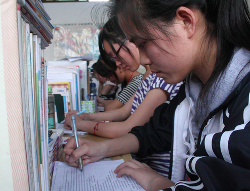 高考语文作文的重要性_52IJ教育高考网