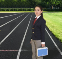 学生使用电子书包上学