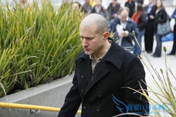 内幕人士看艾维:难以共事的自负者