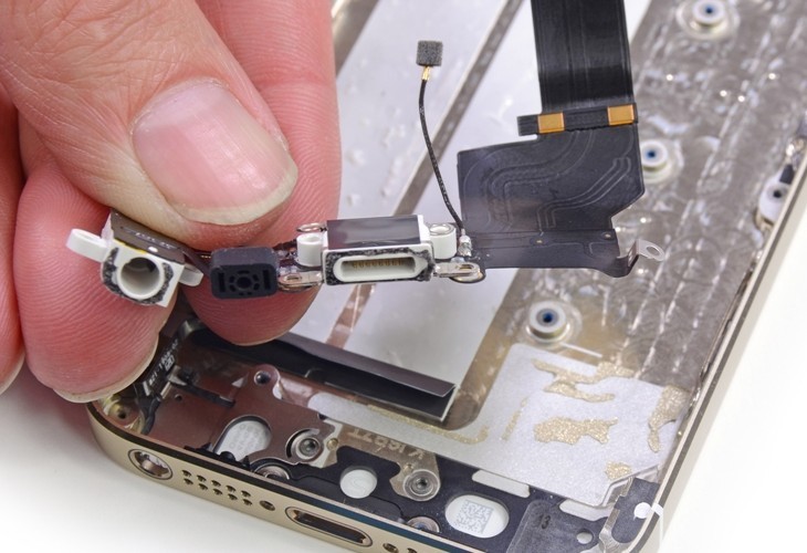 iPhone 5S拆机评测:iPhone5S拆机图解教程