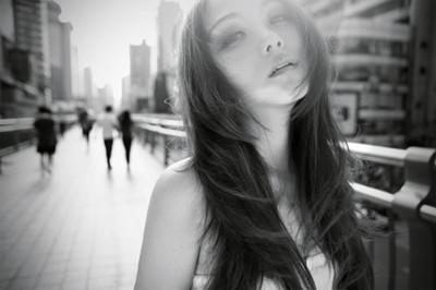 黑色女子非主流图片-feizl.com