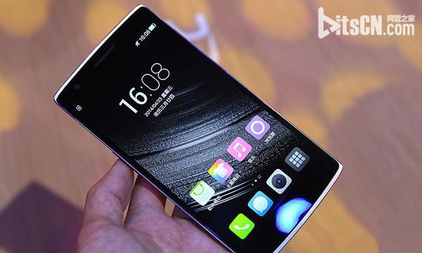 2015年2000元左右大屏手机推荐 一加手机