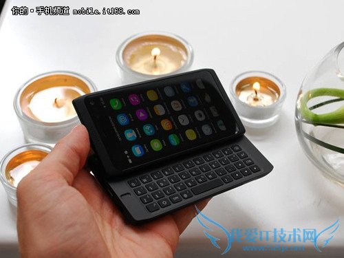 非塞班非WP7 MeeGo开发者专用诺记N950