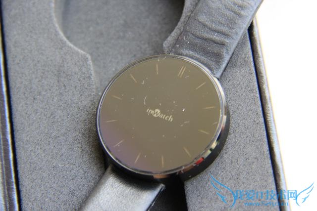 inwatch智能穿戴中的绿茶婊 好看不耐操