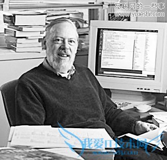 当追悼乔布斯时,请不要忘记丹尼斯里奇,互联网的一些事