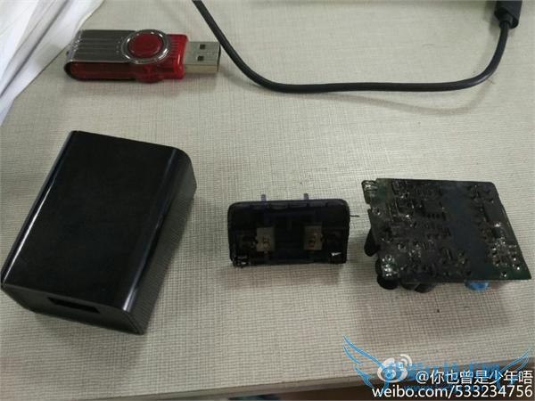 小米充电器爆炸