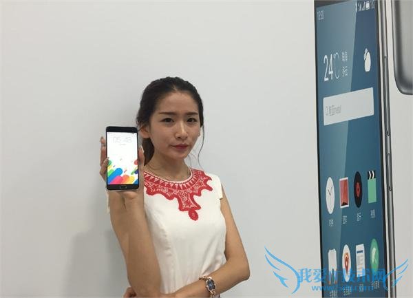 不少人已经在问“魅蓝 metal 来了,还有什么理由购买魅族 MX5”,其实仔细考量这两款手机,相同之处明显,但差异之处同样不容忽视,这篇文章我们就来谈谈魅族 MX5 相较魅蓝 metal 的 5 大相同点和 6 大差异之处,