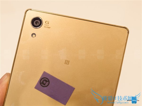 全球首款4K屏!索尼Xperia Z5 Premium真机图赏