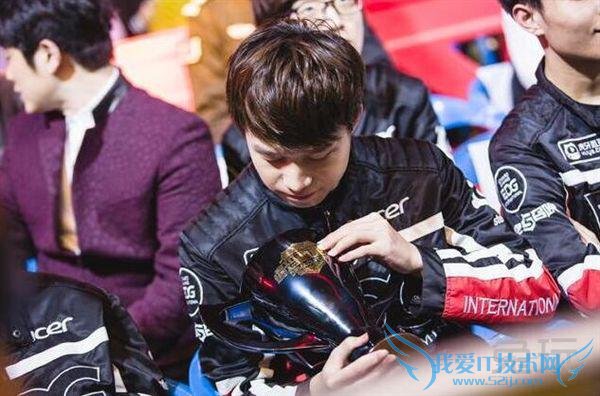 ߣ̳Ѷ˼ϽLPL MaRinHuni