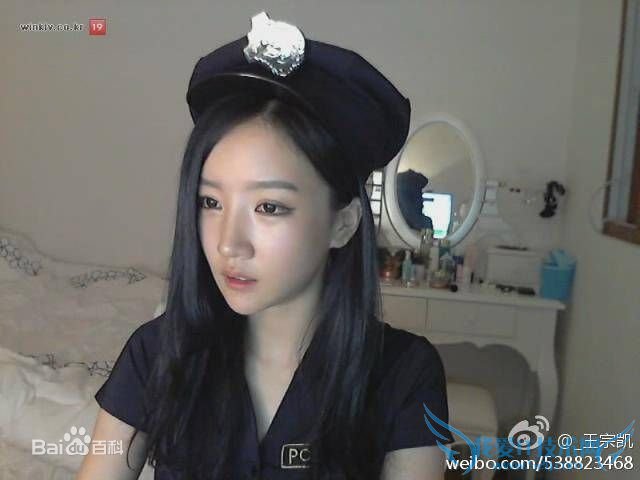 斗鱼 斗鱼tv 斗鱼三骚 朴妮唛龙珠直播地址 朴妮唛直播