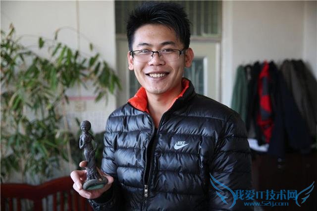 СÁú/±Ì¸çÖ÷¶¯´ÇÖ°±Ü·ç²¨£¬LOLСÖÇÏÂÖÜÔÝÍ£Ö±²¥È¥ÖÎÑü£¡