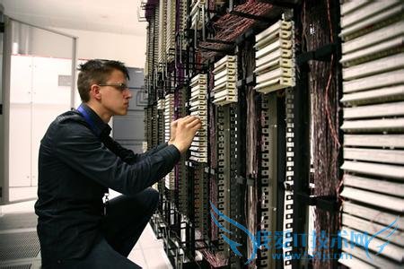 u=318276354,3461005307&fm=23&gp=0