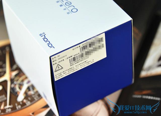 女性手腕上的荣耀——荣耀手环zero SS版