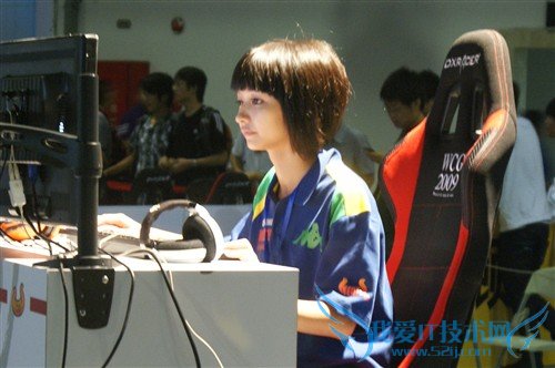 һʳԱ DXRACERϵе羺ν 