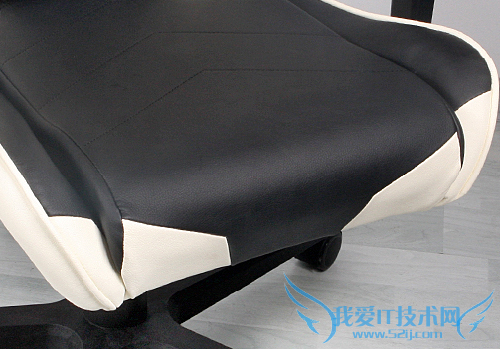 һʳԱ DXRACERϵе羺ν 