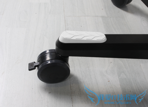 һʳԱ DXRACERϵе羺ν 