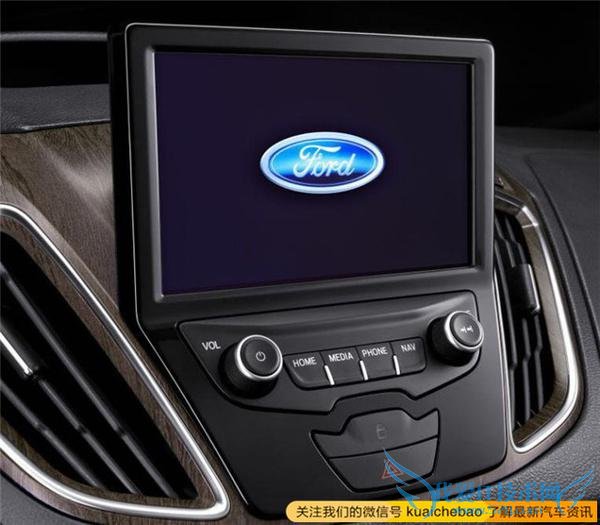 跨越重量级的对决,福特途睿欧 PK 别克GL8