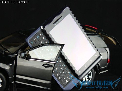 摩托罗拉ME722 里程碑2(国行版)手机