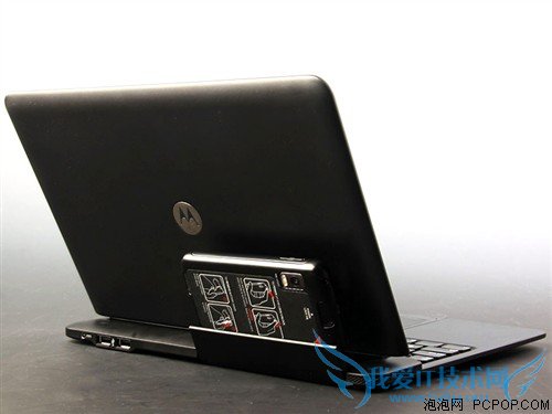 摩托罗拉Atrix 4G(MB860)手机