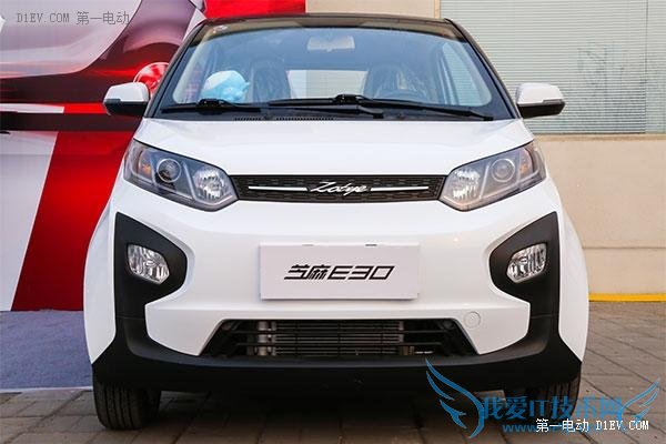 3.28万的任性出行 试驾众泰芝麻E30电动车