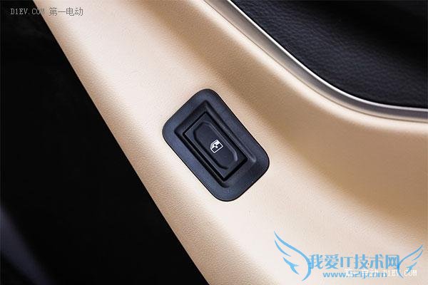 3.28万的任性出行 试驾众泰芝麻E30电动车