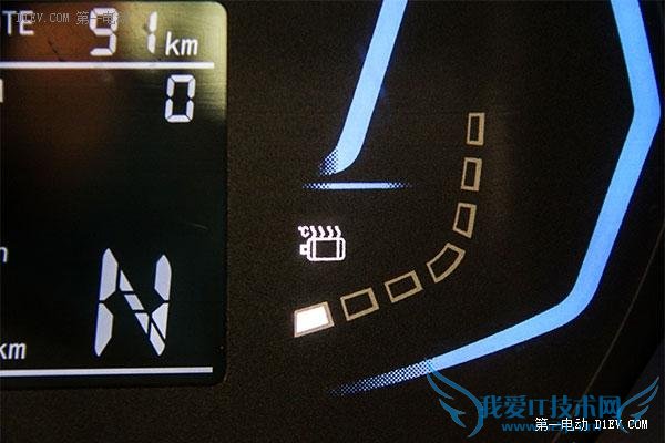 3.28万的任性出行 试驾众泰芝麻E30电动车