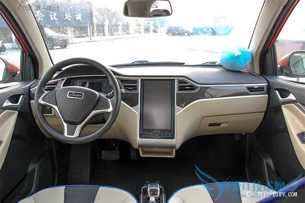 3.28万的任性出行 试驾众泰芝麻E30电动车