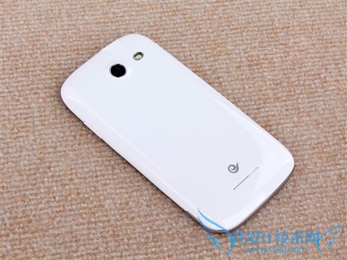 百元四核手机 电信版酷派5890深度评测