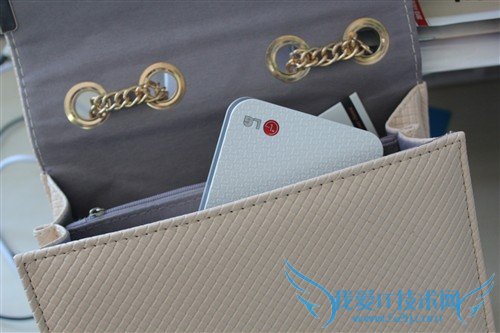 随拍随打LG Pocket Photo口袋相印机