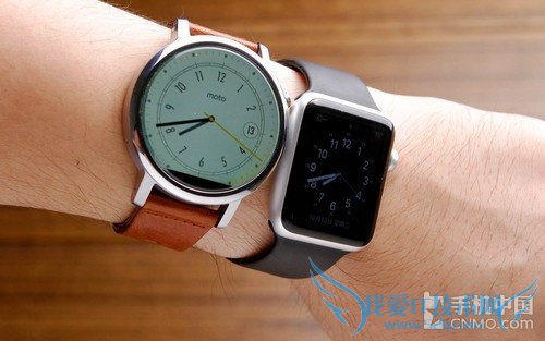 巅峰对决!新Moto 360 VS Apple Watch