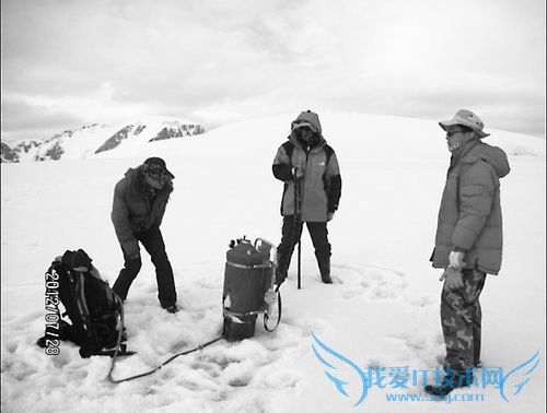 哈密评定冰川物质平衡工作