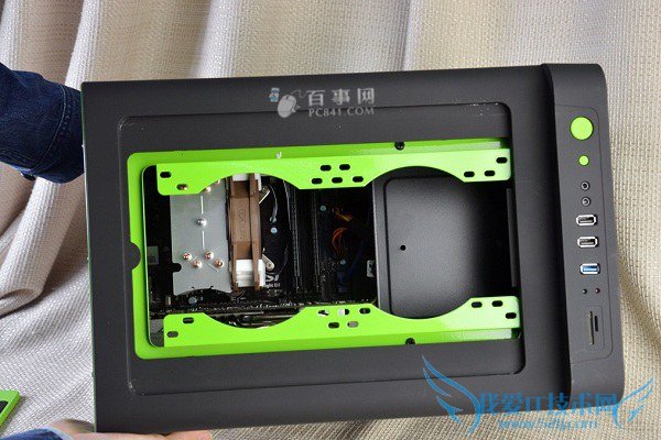 2015组装电脑内部一览