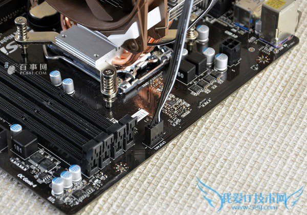 CPU散热器安装完成