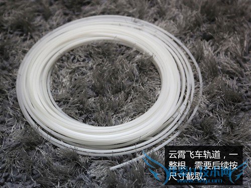 动手又动脑 试玩云霄飞车3级太空轨道