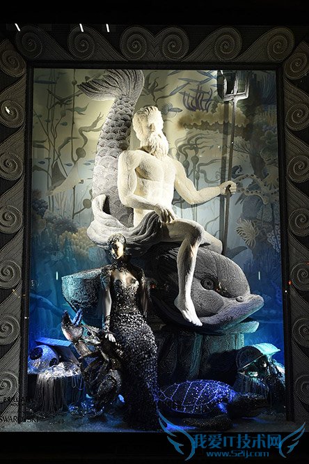 holiday-windows-2015-03