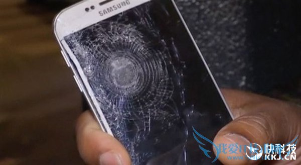 °ÍÀè·¢Éúǹ»÷±¬Õ¨ ÈýÐÇÊÖ»úÁ¢¹¦ÁË£¡