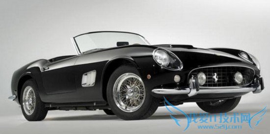 大货追尾奥迪瞬间改撞雪铁龙 网友调侃雪铁龙好惨