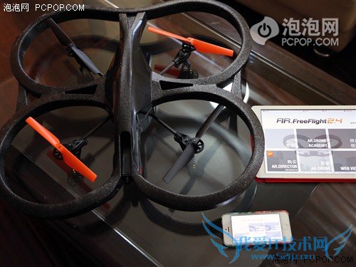 玩的就是优越感!AR.Drone 2.0飞行器评测
