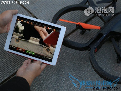 玩的就是优越感!AR.Drone 2.0飞行器评测