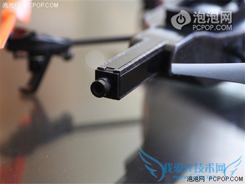 玩的就是优越感!AR.Drone 2.0飞行器评测
