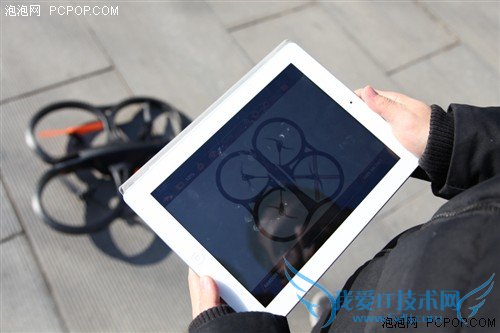 玩的就是优越感!AR.Drone 2.0飞行器评测