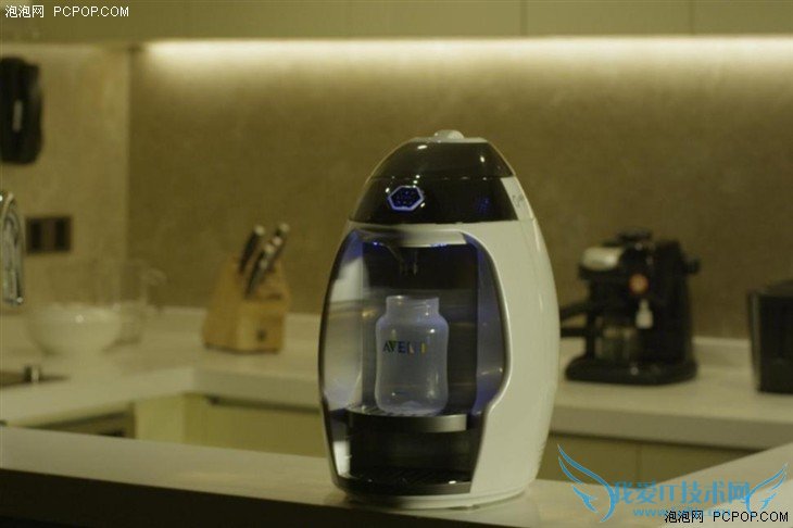 Milk Nanny智能冲奶机:15秒即可冲好