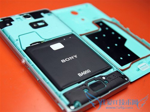 手机进水不要慌 教你正确处理手机进水