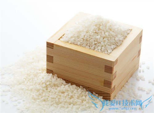 手机进水不要慌 教你正确处理手机进水