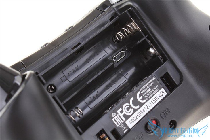 苹果设备专用 Stratus XL游戏手柄评测