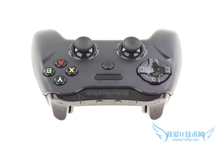 苹果设备专用 Stratus XL游戏手柄评测
