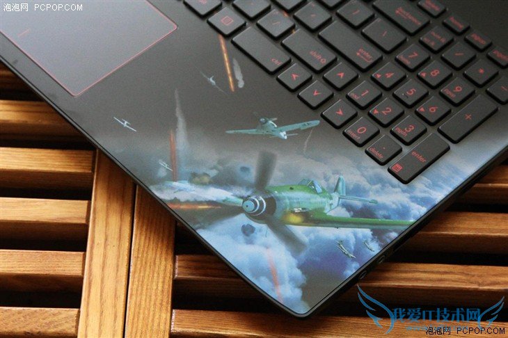 战争雷霆典藏版 华硕飞行堡垒FX-Plus体验