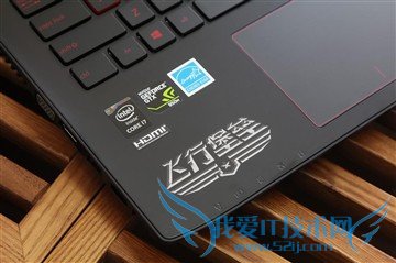 战争雷霆典藏版 华硕飞行堡垒FX-Plus体验